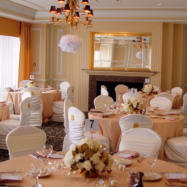 Traditional-Style Family Banquets